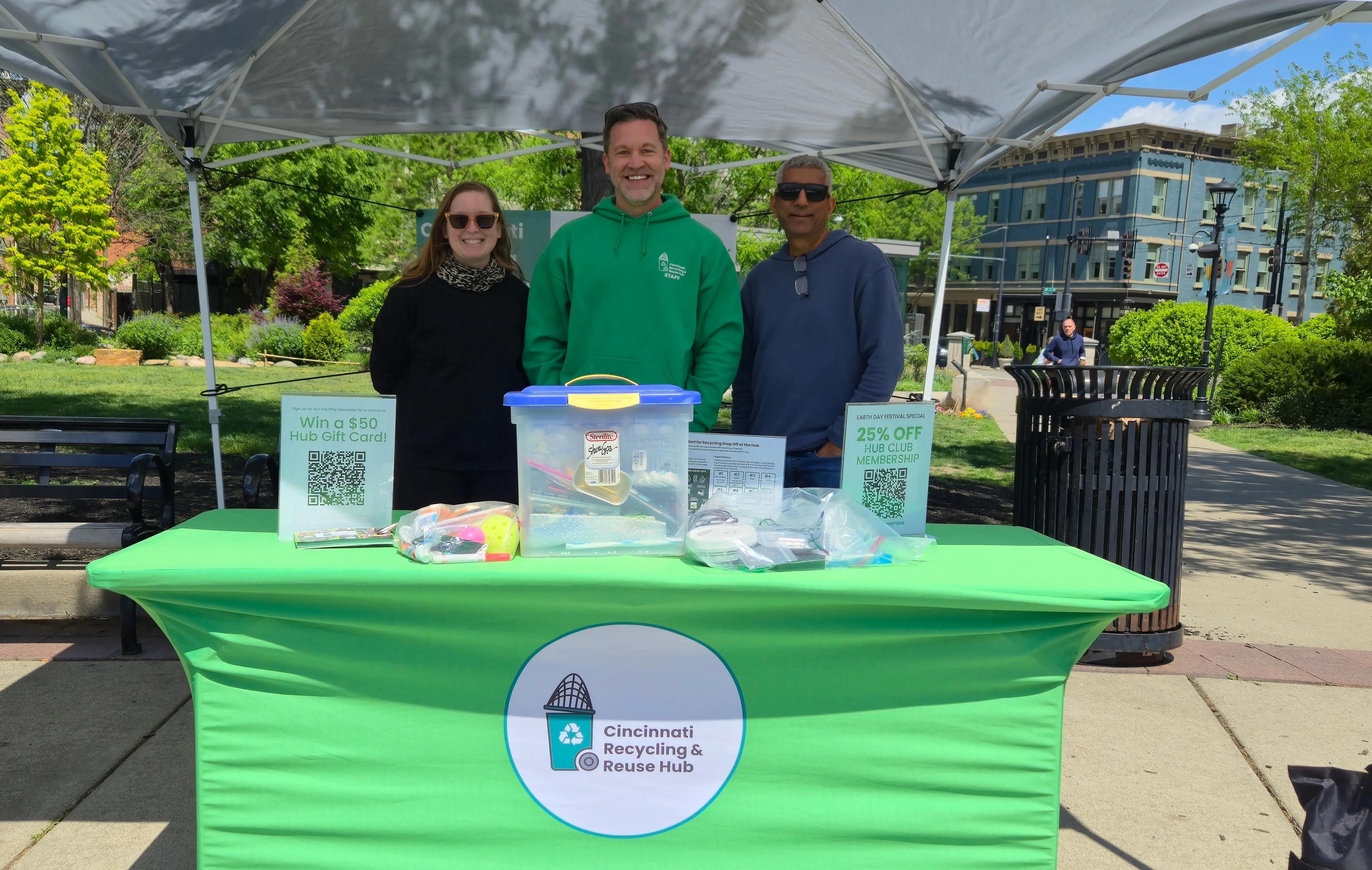 Cincinnati Recycling and Reuse Hub team at Greater Cincinnati Earth Day 2026